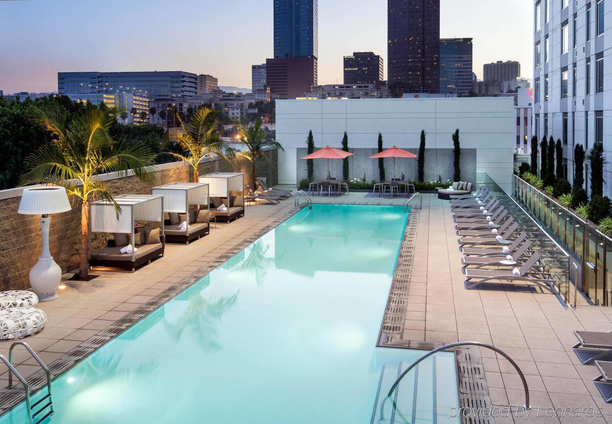 Courtyard By Marriott Los Angeles L.A. Live Hotel Exterior photo