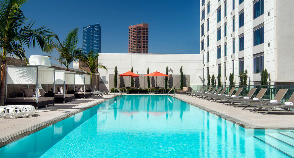 Courtyard By Marriott Los Angeles L.A. Live Hotel Exterior photo